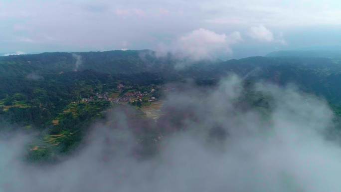 锦屏清水江沿岸