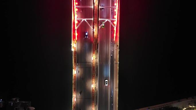 航拍夜晚的广西柳州文惠桥，俯瞰桥面的车流