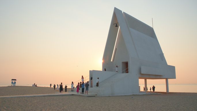 4K夏季阿那亚日出海边风景游客旅游