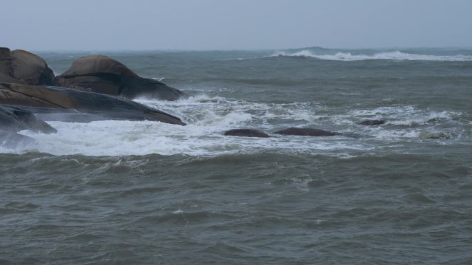 海岛浪涛