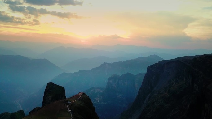 昭通大山包景区夕阳航拍