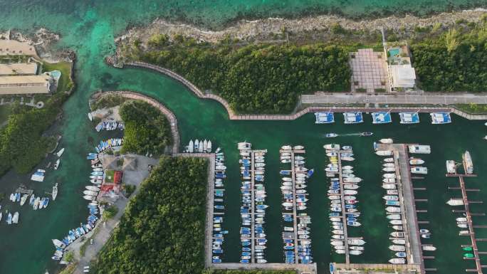 岛上海港鸟瞰图海湾海港