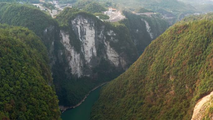 4k航拍恩施鹤峰屏山大峡谷