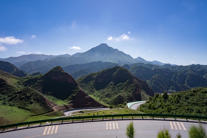 7K天祝山峰蓝天白云云山雾罩延时