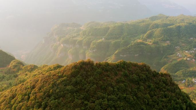 4k航拍山村晚霞