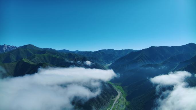 4K天祝山区乡村云海云雾佛光穿云航拍