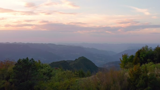 4k航拍山村晚霞