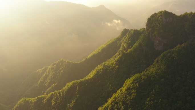 4k航拍山村晚霞