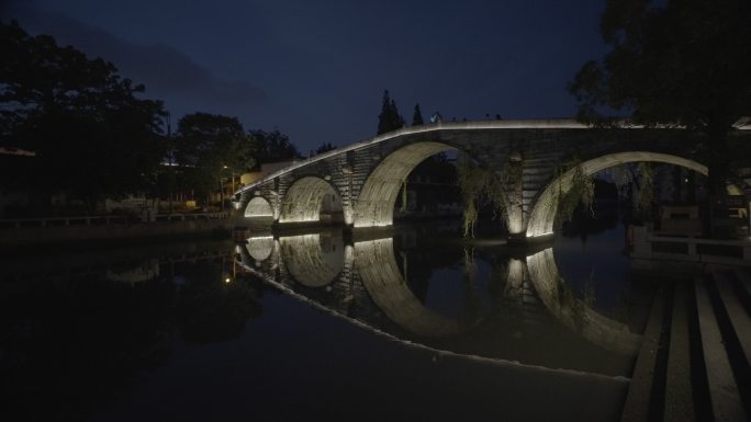 上海松江仓城仓桥夜景