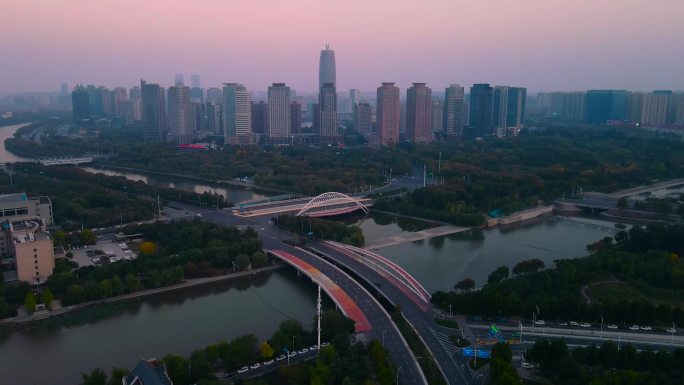 航拍疫情静默下的郑州城市cbd