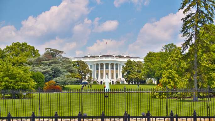 白宫。华盛顿特区。公园人工喷泉