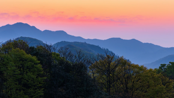 八大公山天平山原始森林