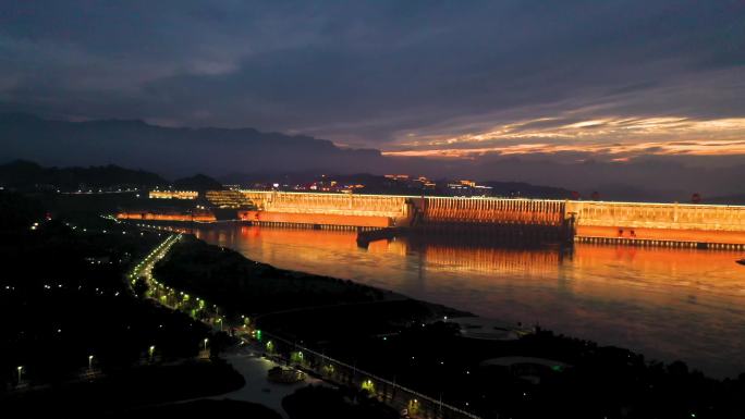 航拍三峡大坝夜景