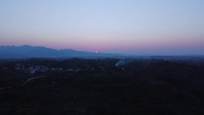 嵊州新昌镇盐帮古道朝阳夕阳山景村落炊烟