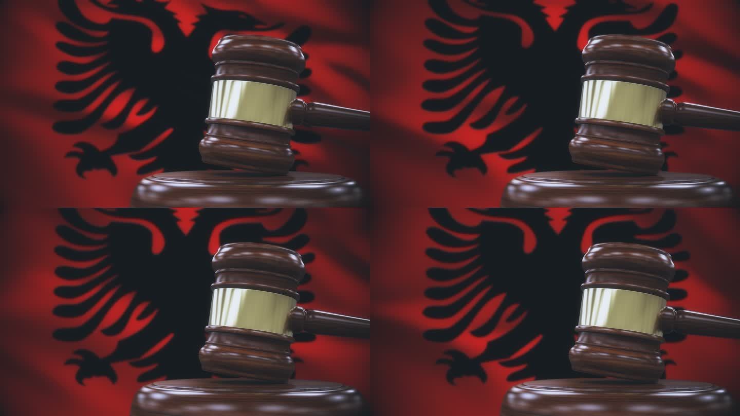 背景为阿尔巴尼亚国旗的盖尔法官