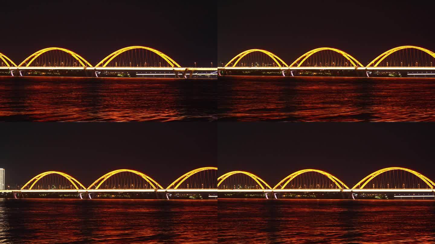 唯美跨江大桥夜景江面水面荡漾