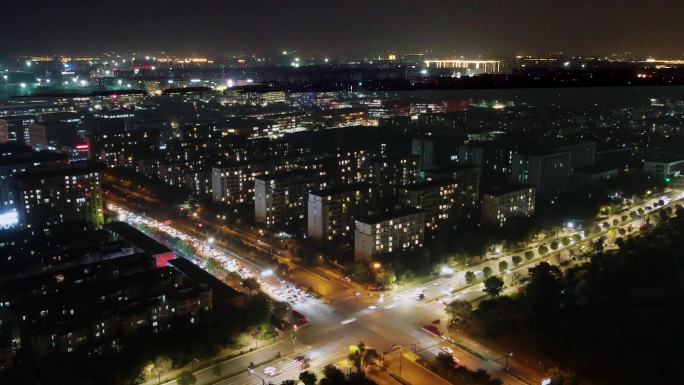 夜间城市路口延时车流