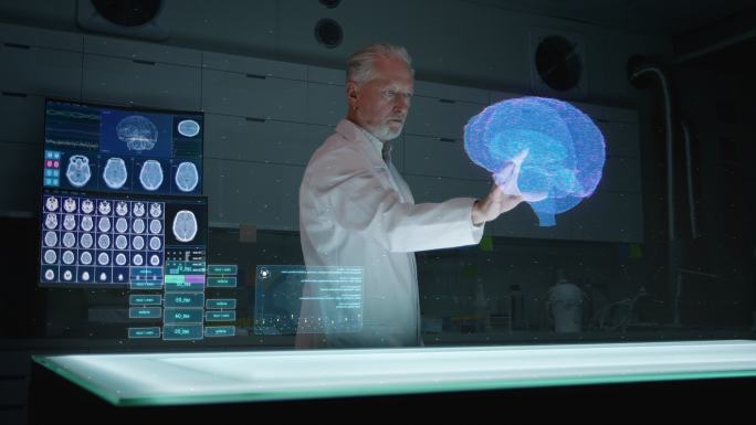 拥有成熟科学家的未来实验室。全息，三维大脑模型。扫描大脑模型