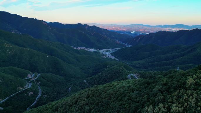 航拍海坨山