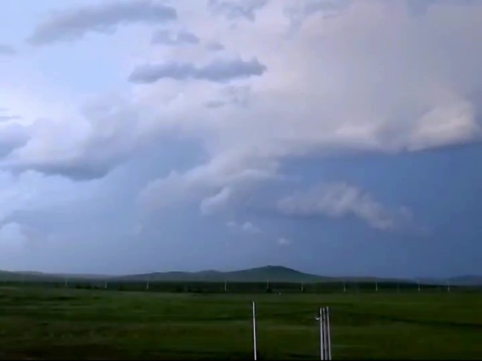 延时草原云朵变化多端视频素材大屏幕背景
