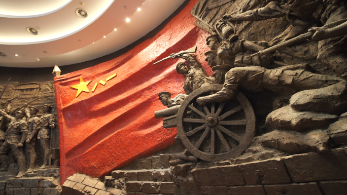 南昌起义红色雕像军旗革命先烈永垂不朽