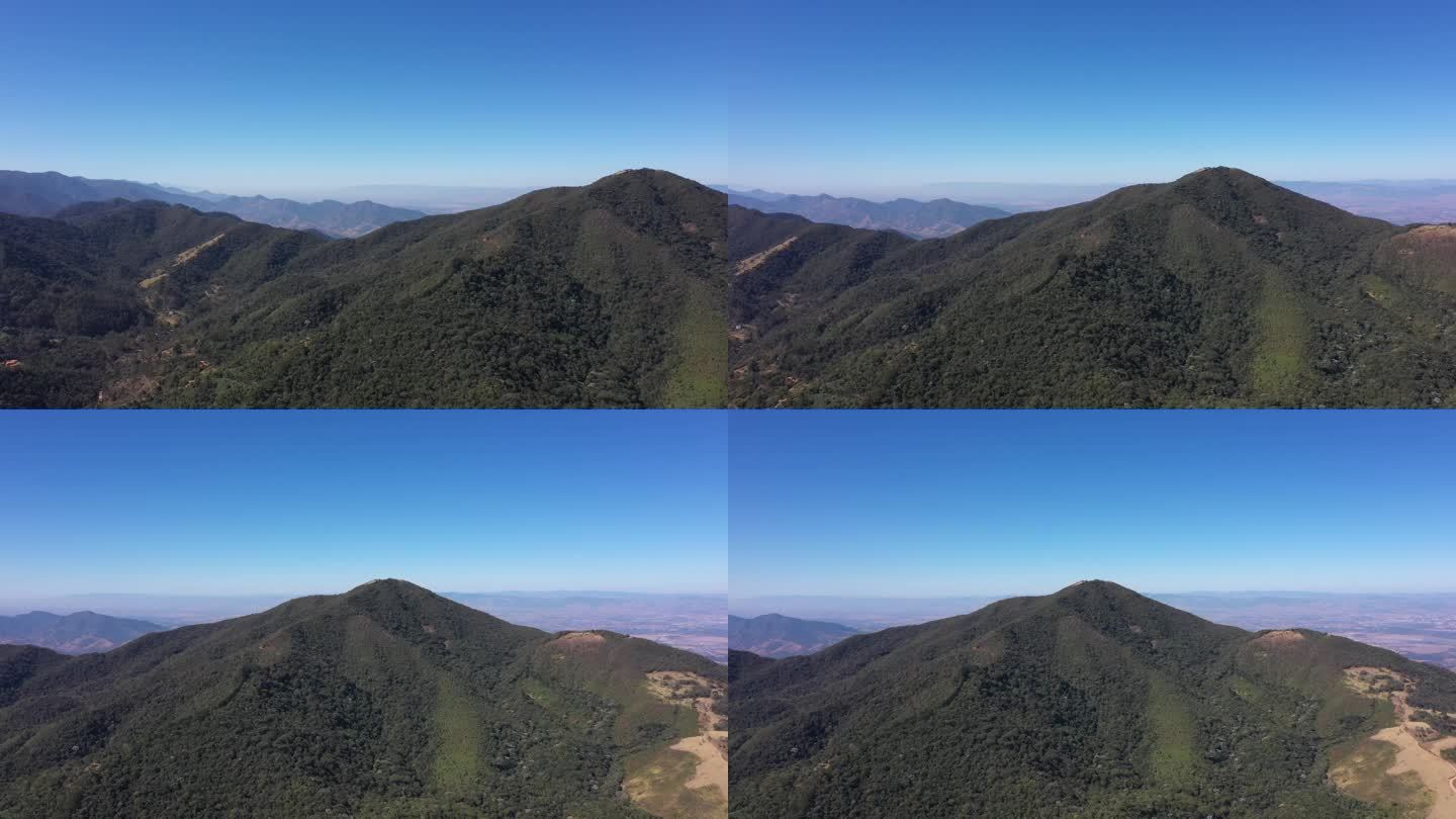 巴西圣保罗Serra da Mantiqueira山脉鸟瞰图