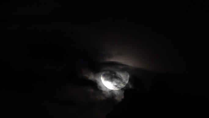 月球夜黑风高明月月光月球月圆夜
