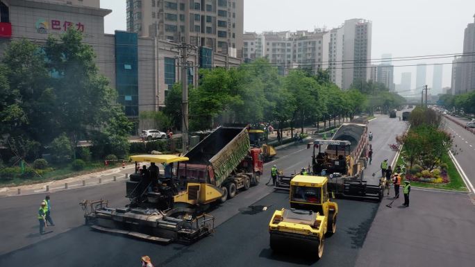 城市修路道路施工航拍