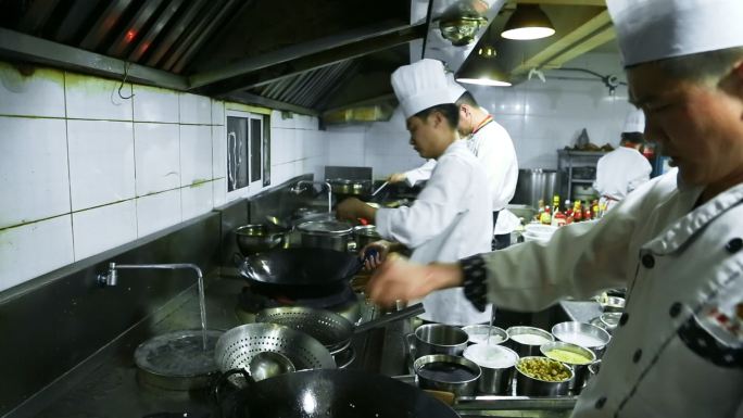 饭店后厨 美食制作 美食展示 精致摆盘