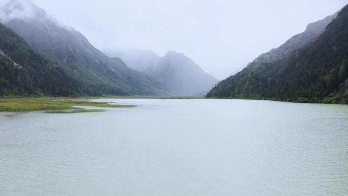 航拍川西莲花湖湿地风光