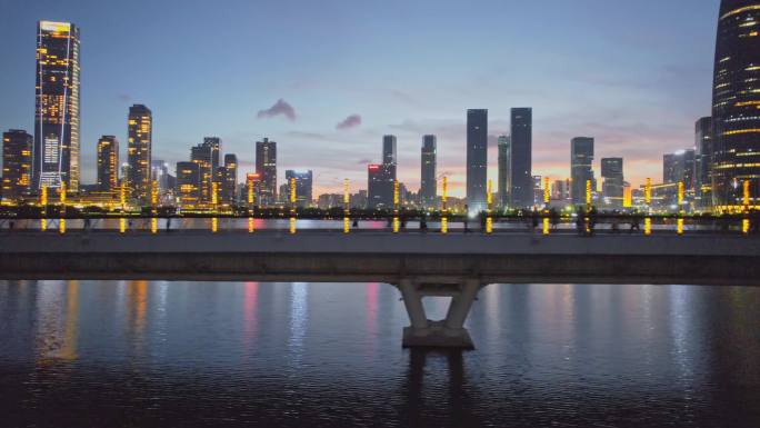 深圳湾华润春笋超级总部基地夜景视频1