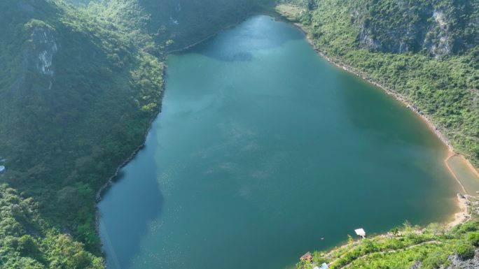 4K航拍天等天池日照山水风光