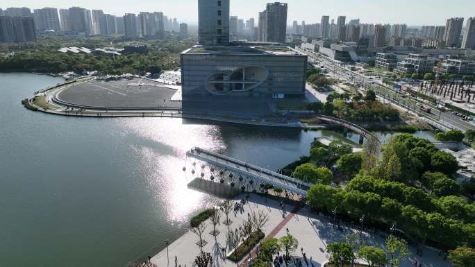 4K原素材-航拍上海保利大剧院远香湖公园