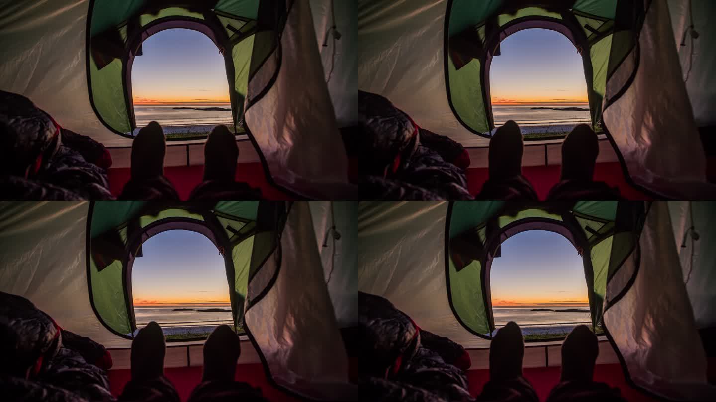 日落时从帐篷里看海