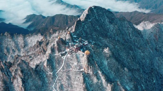 洛阳老君山雪景