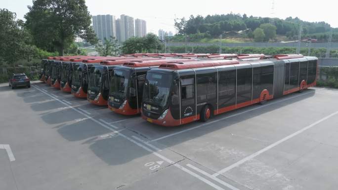 扬子江电动公交车武汉BRT