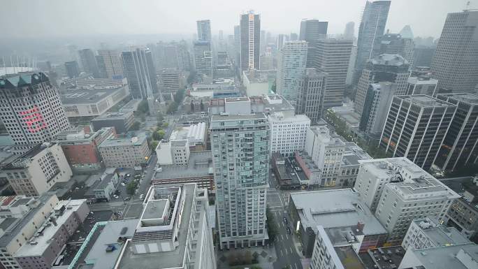 不列颠哥伦比亚省日落时分温哥华市中心天际线鸟瞰图