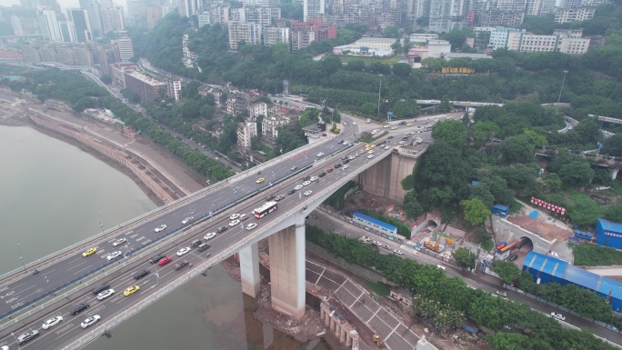航拍重庆长江大桥交通车流