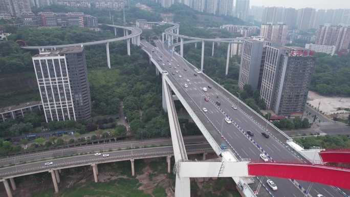 航拍重庆菜园坝大桥交通