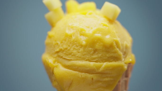 芒果冰淇淋特写黄色美味