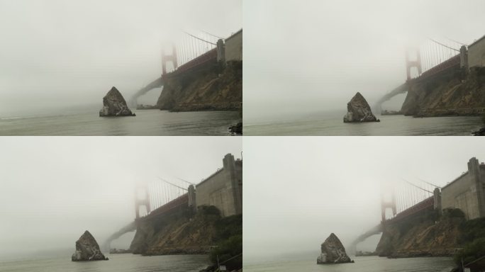雾天的旧金山金门大桥