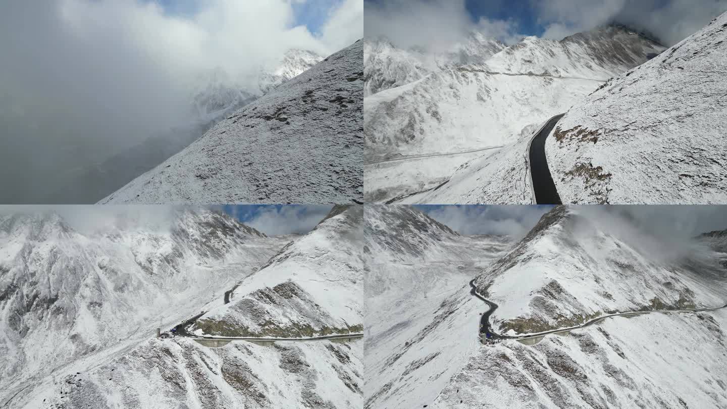 大雪过后的四川巴朗山垭口