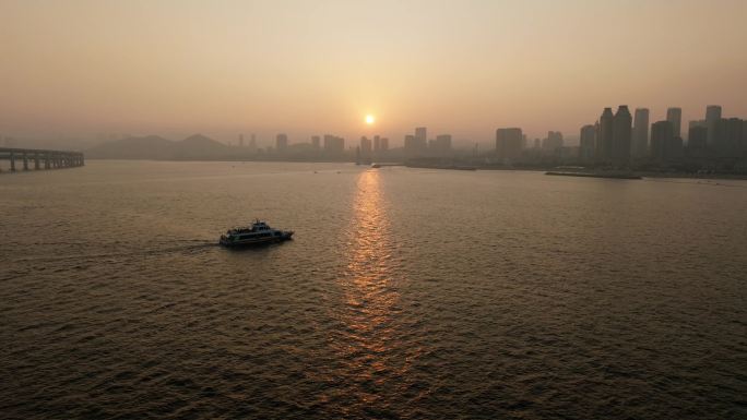 大连星海湾游艇港