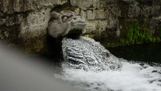 济南黑虎泉 泉水升格