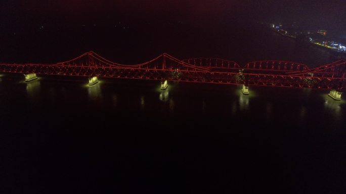 航拍丹东鸭绿江断桥夜景
