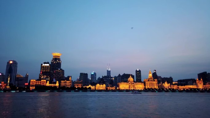 中国上海外滩夜景上海外滩夜景灯光亮化璀璨