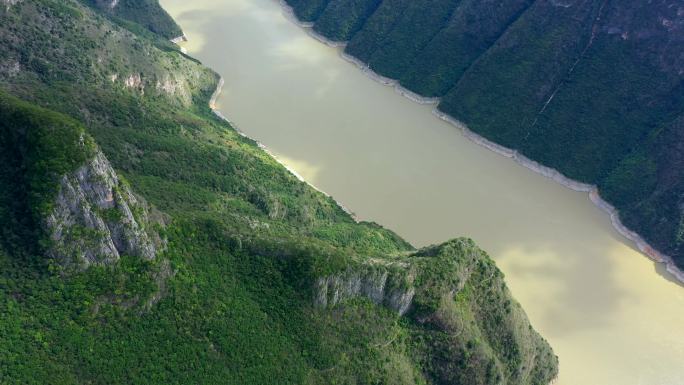 航拍巫山三峡神女景区