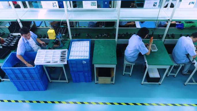 生产制作、流水线、自动化、工人工作