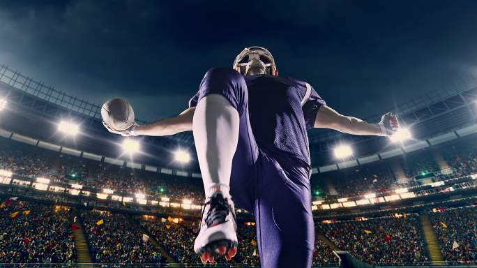 快乐的美式足球运动员