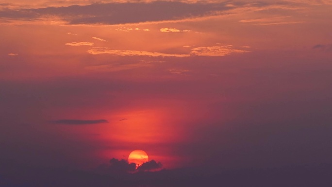 天空日出延时云朵太阳升起清晨早霞希望曙光